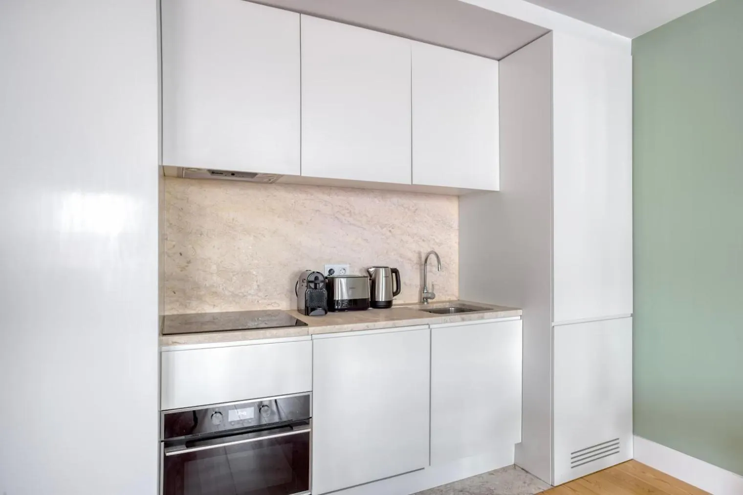 Comfortable Apartment In Downtown Lisbon For 4 People Portugal